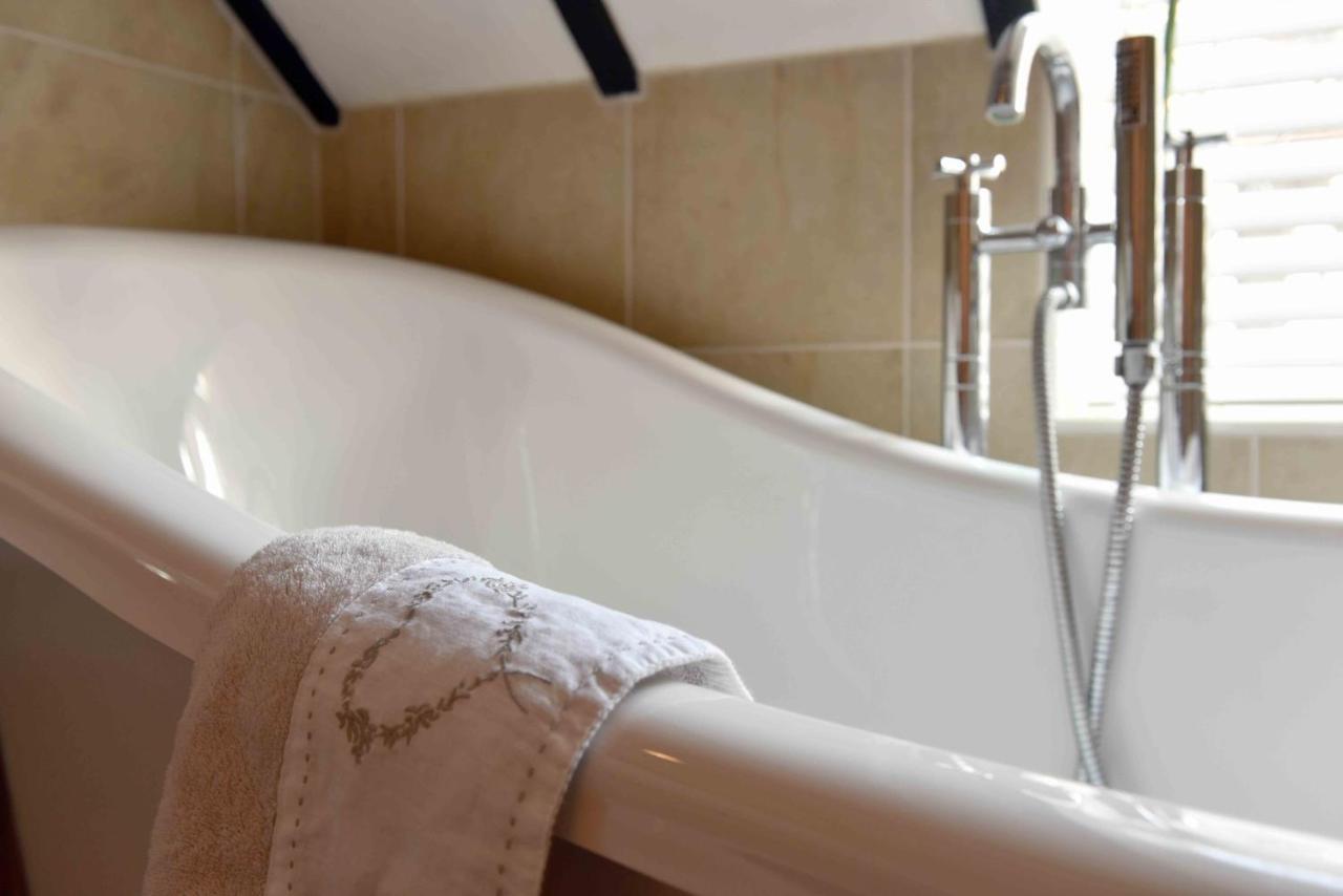 Villa Luxury Eton House, 5 Minute Walk To Windsor Castle Exterior foto